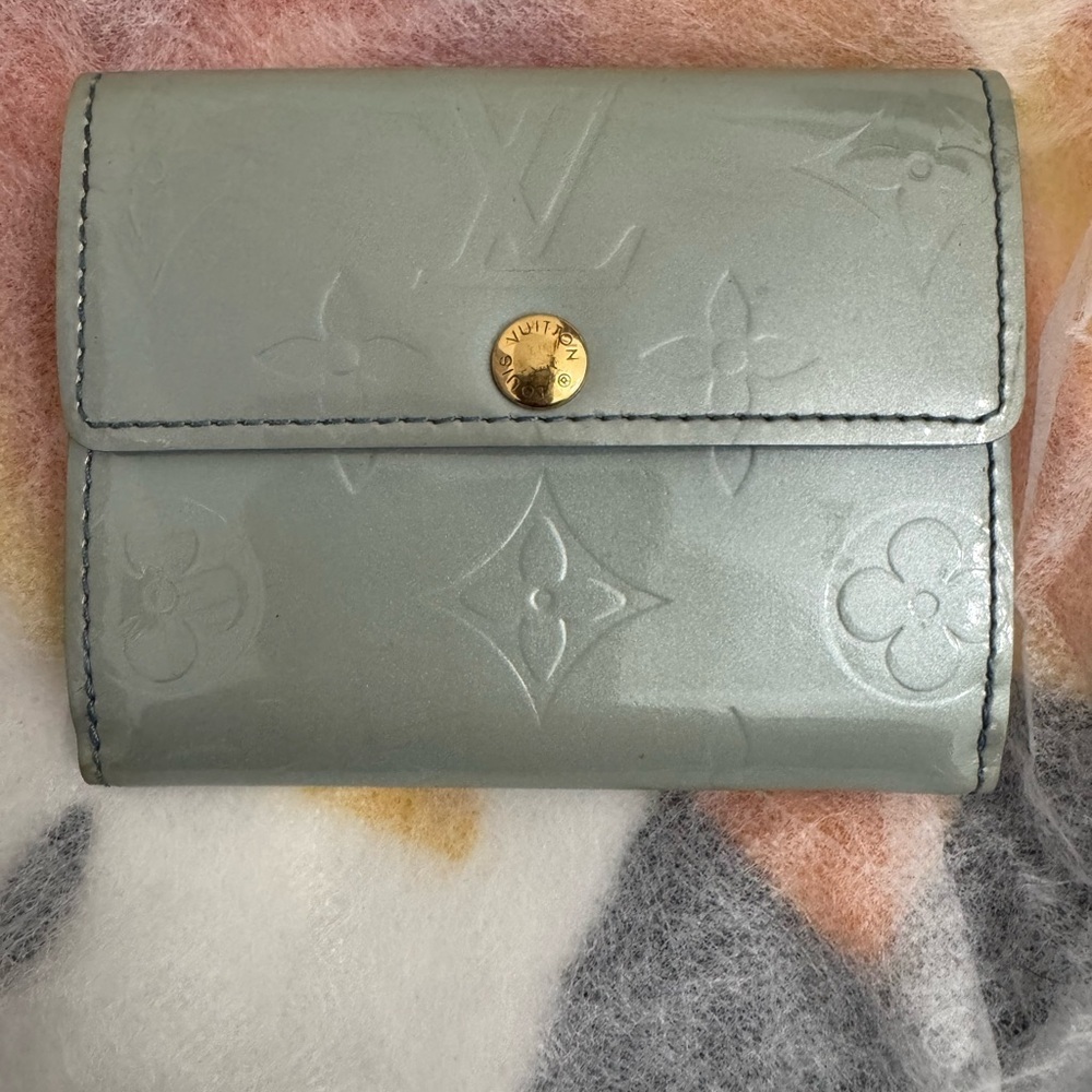 Louis Vuitton Light blue Embossed patent leather Wallet